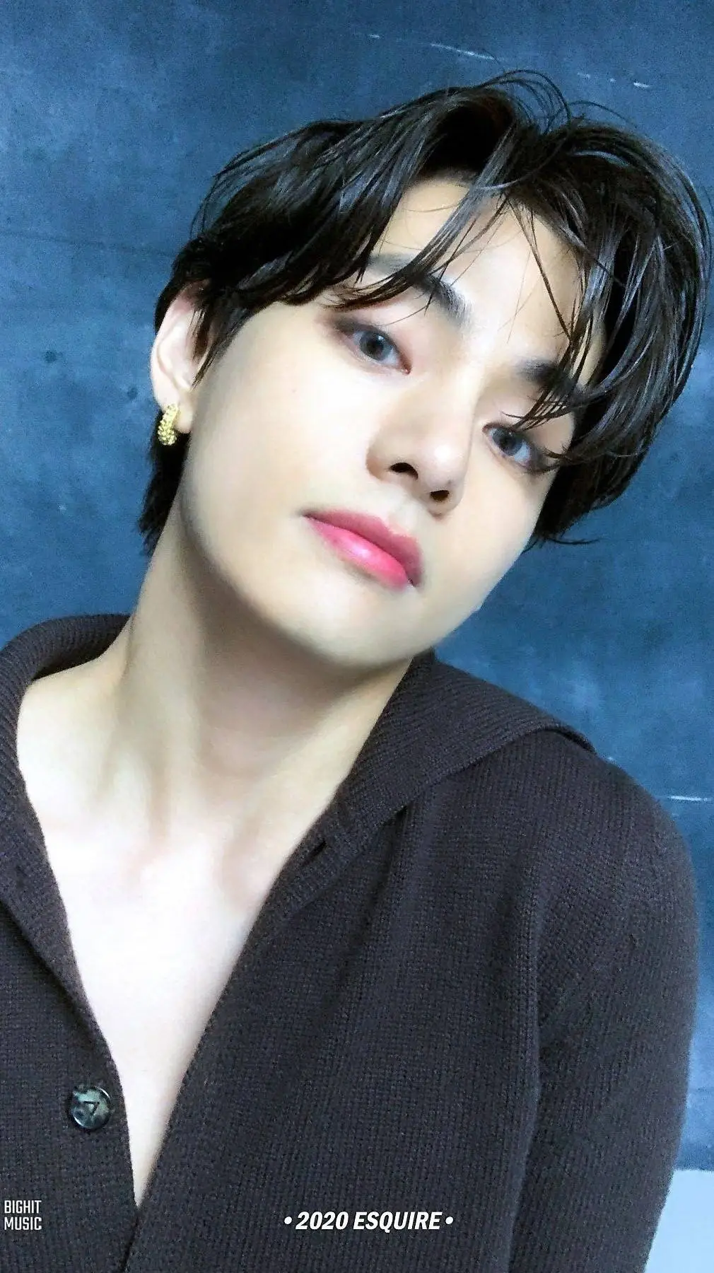ai character:  Kim Taehyung background