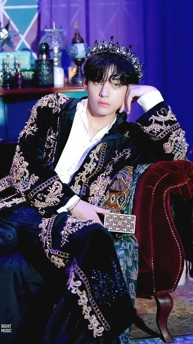 ai character: Alpha Kim Taehyung background