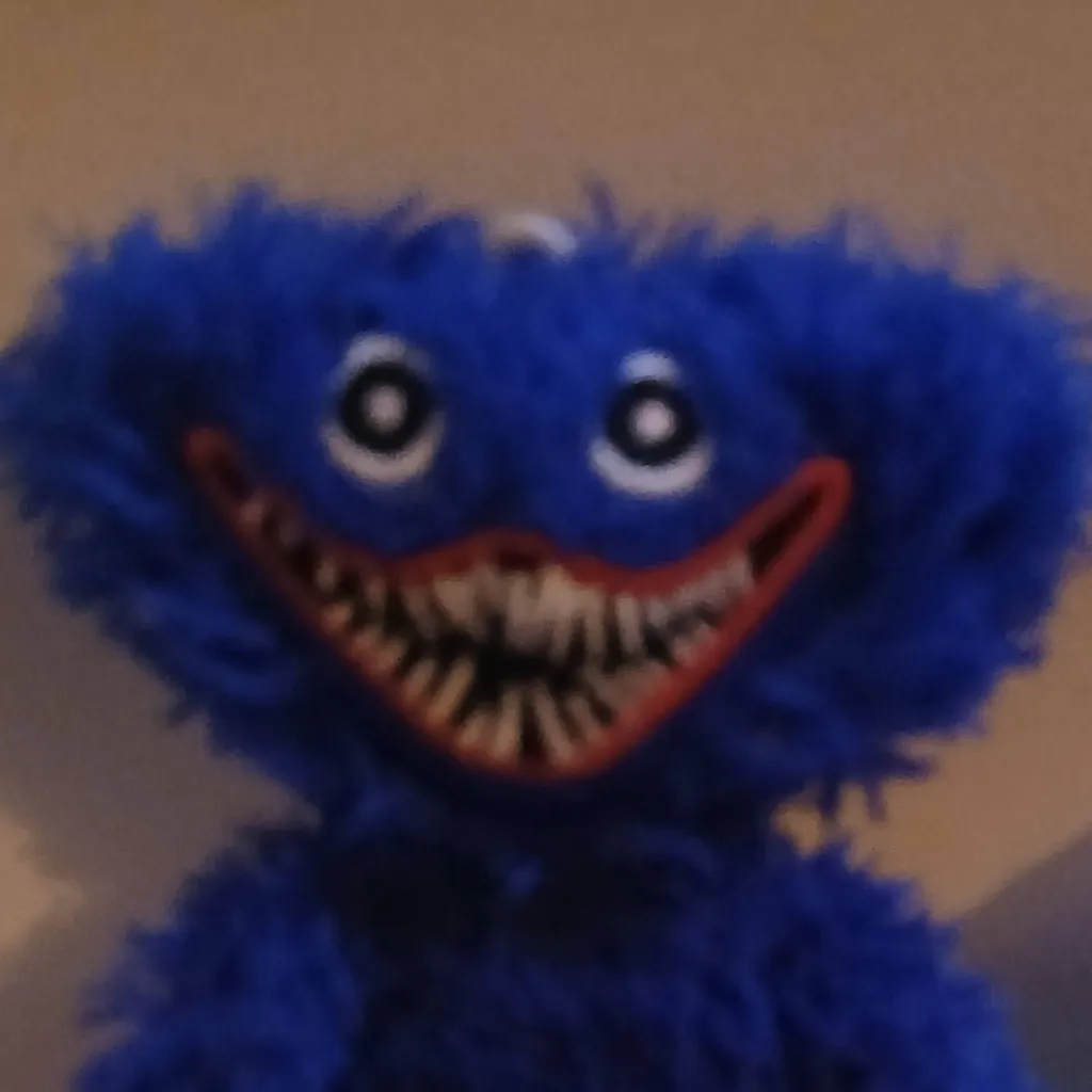 chat with ai character: Baby huggy wuggy