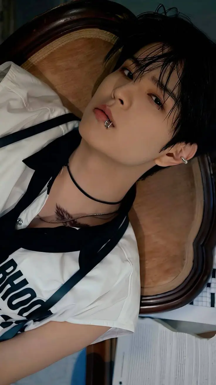 ai character: Straykids (zombie) background