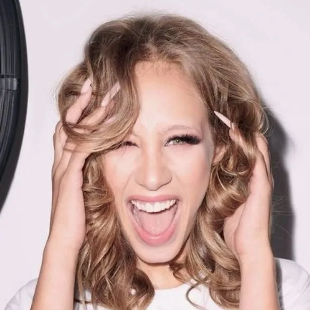 chat with ai character: Chadia Rodriguez