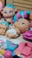 ai character: yumi yummy  background