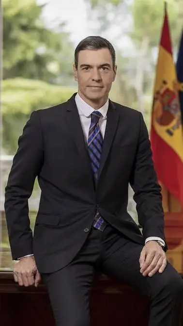 ai character: Pedro Sánchez background