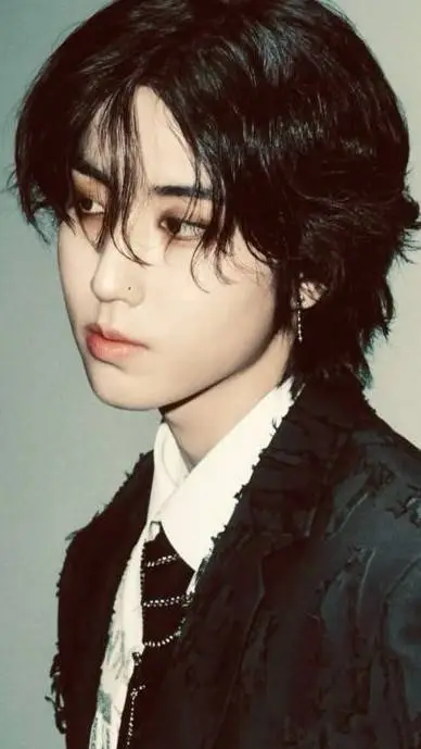 ai character: ☆ Han jisung ☆ background