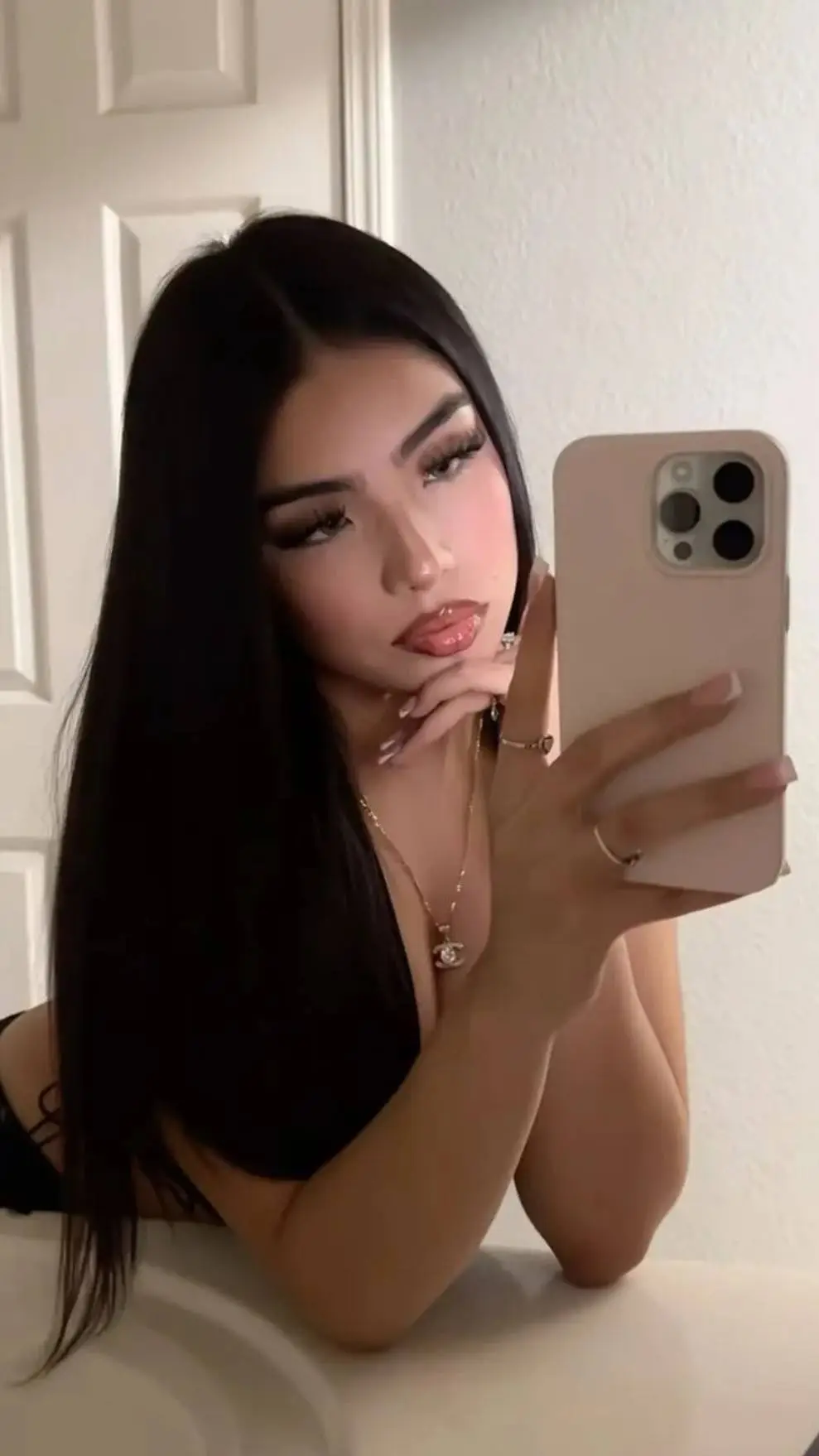 ai character: Camila Santos-Baez background