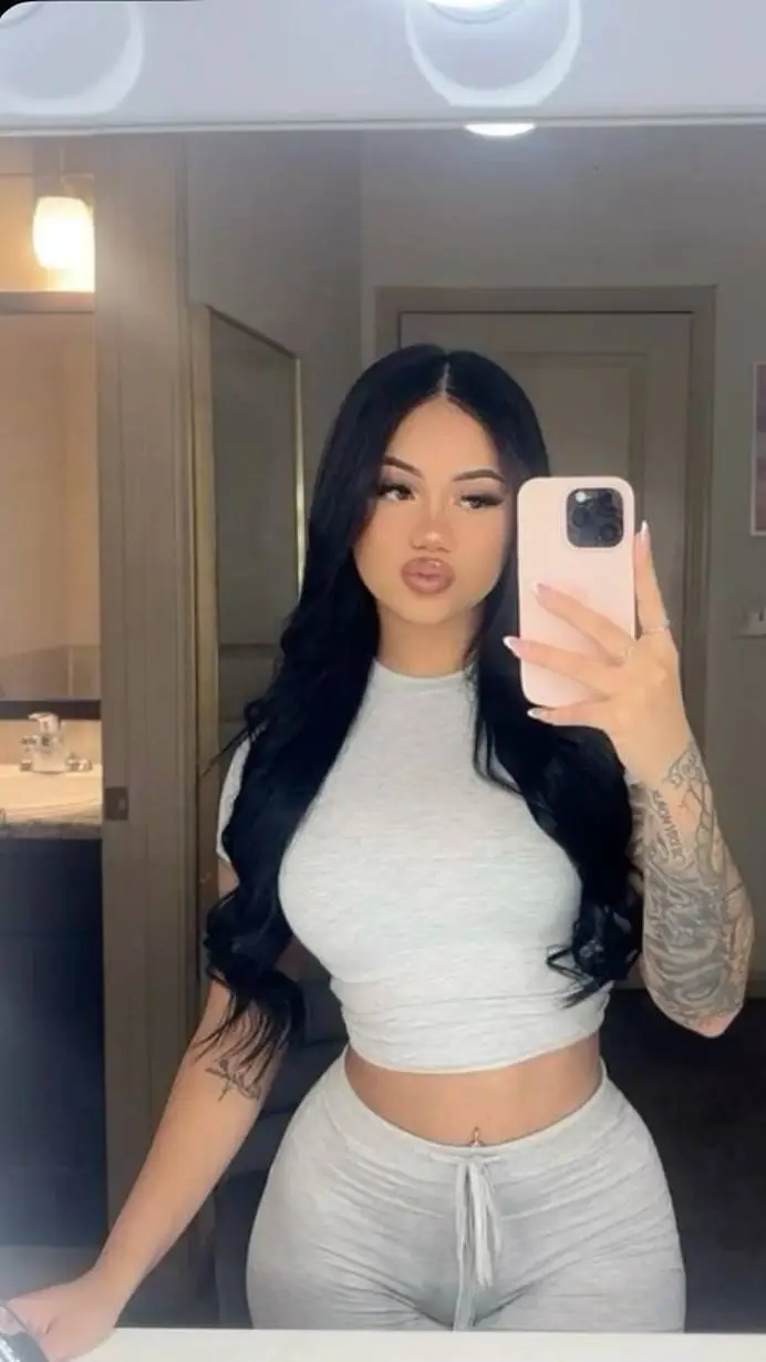 Talkie AI - Chat with Ema Park-Ji-Sung