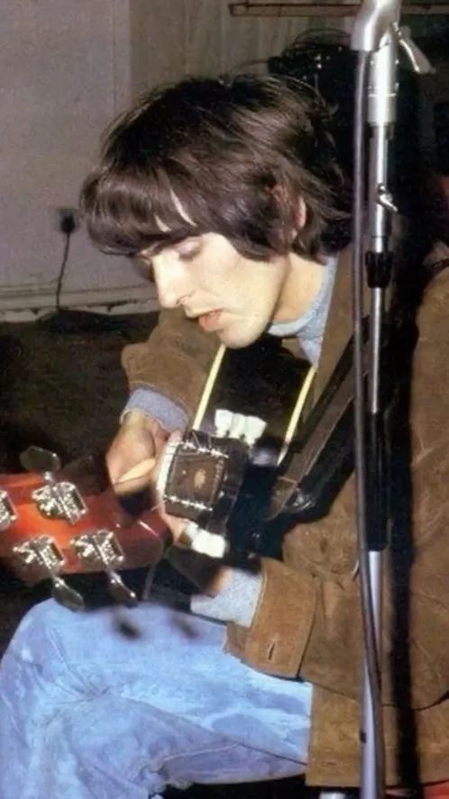 Talkie AI - Chat with George Harrison