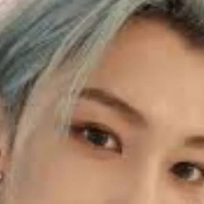 chat with ai character: Skz pick me