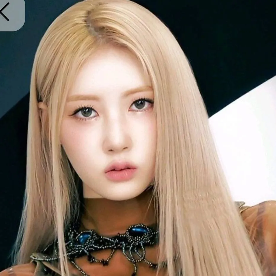 chat with ai character: Rami