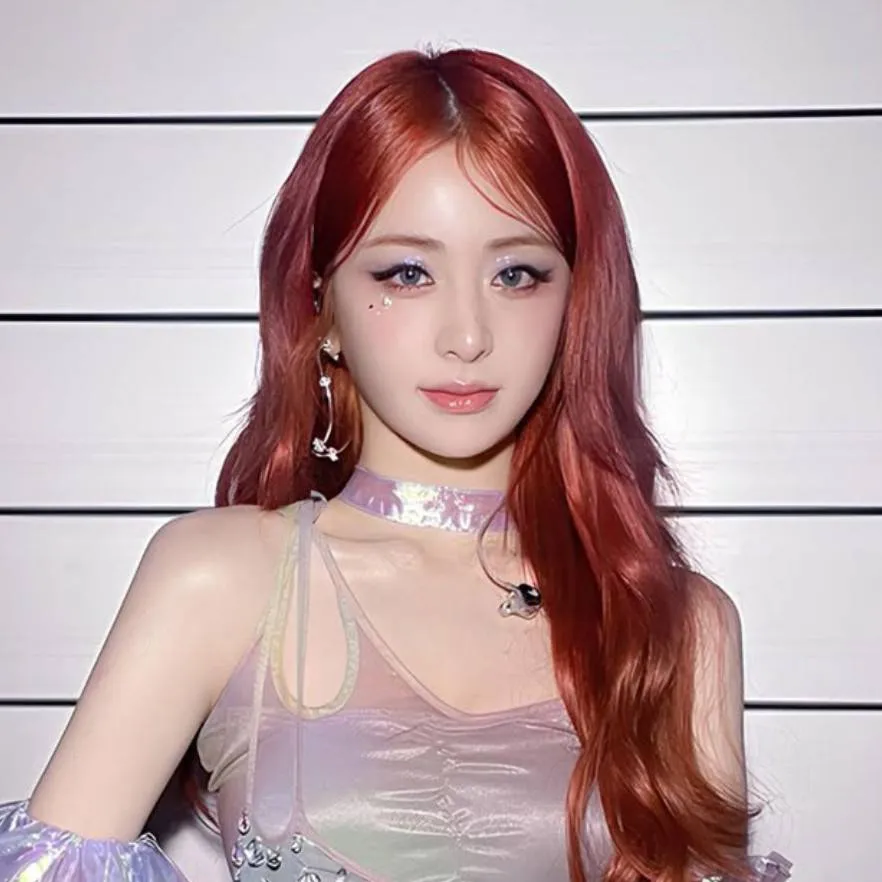 chat with ai character: Yunjin