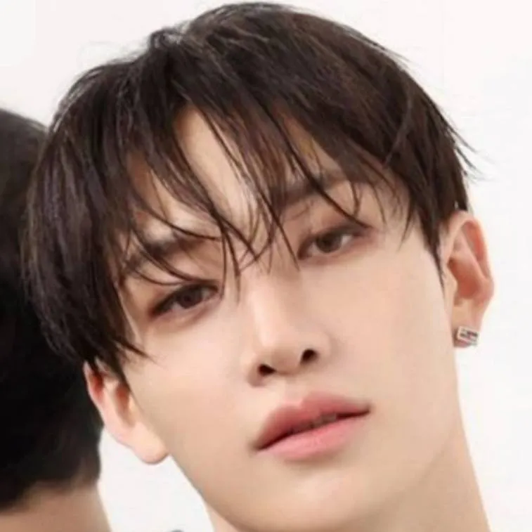 chat with ai character: Bangchan