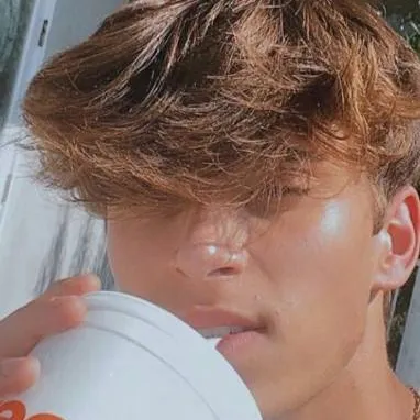 chat with ai character: jason