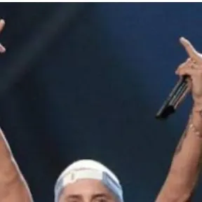 chat with ai character: Eminem| marshall