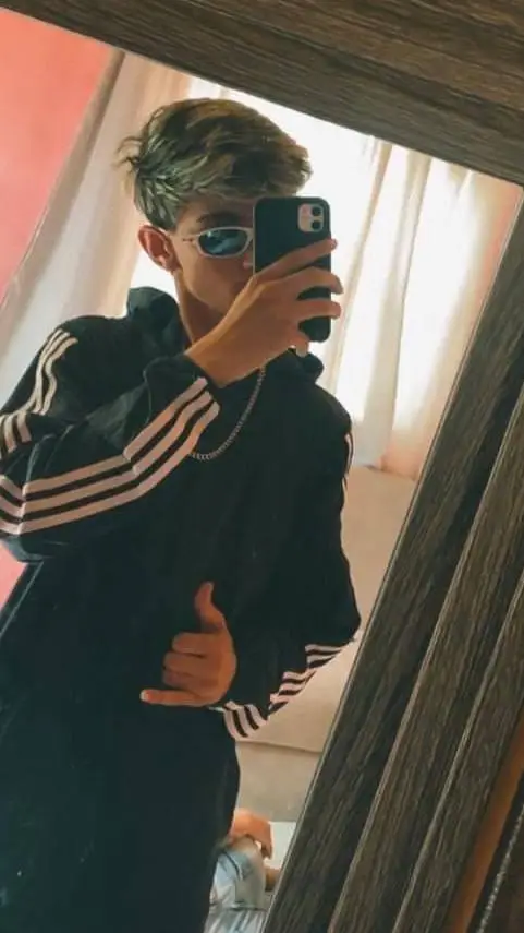 ai character: lover background