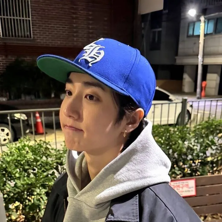 chat with ai character: Han Jisung