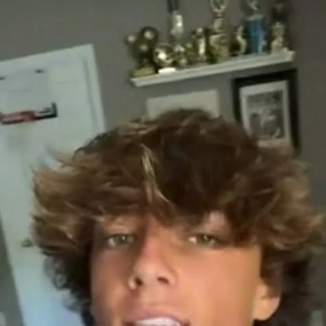 chat with ai character: zack