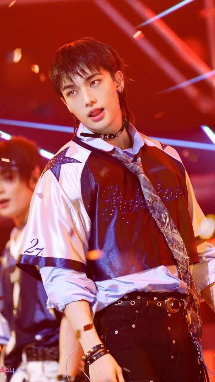 ai character: Hyunjin background