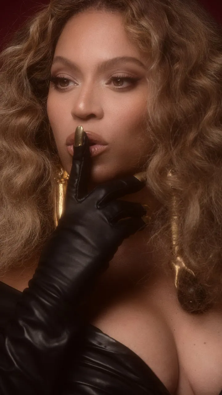 ai character: Beyonce background