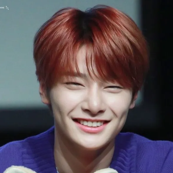 chat with ai character: Stray Kids