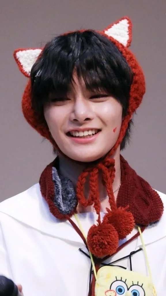 ai character: Stray Kids background