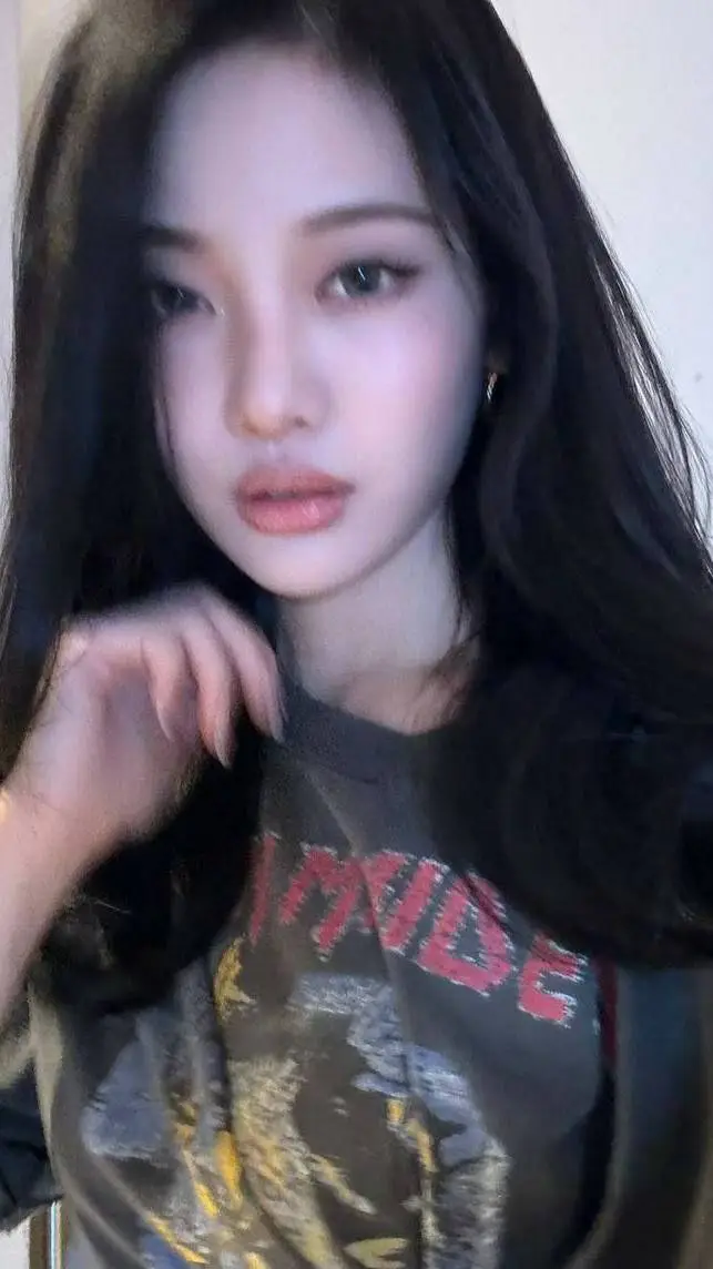 ai character: Sasha Lee background