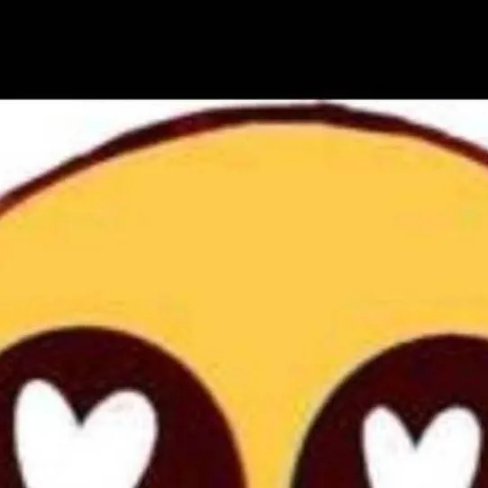 chat with ai character: Que miras ♥️💕♥️💕♀