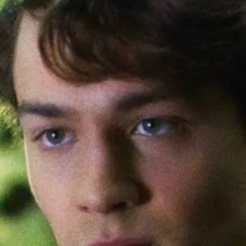 chat with ai character: Tom Riddle 