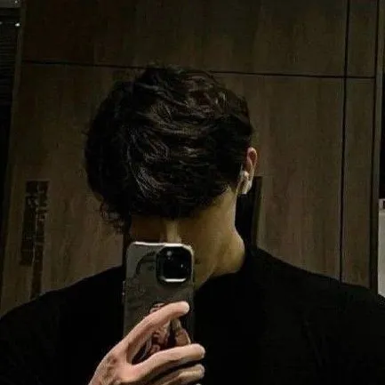 chat with ai character: Adrian