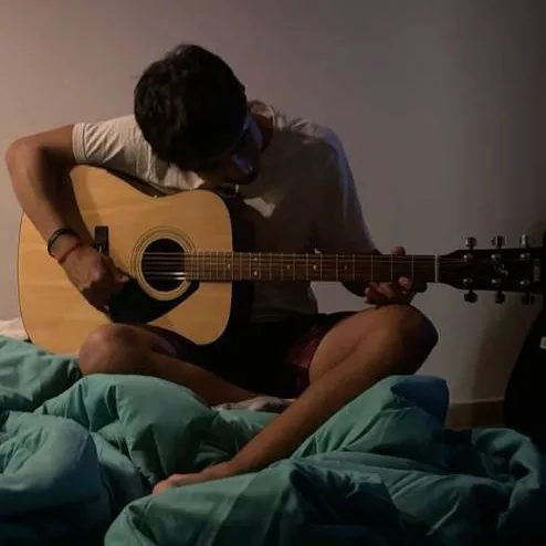 chat with ai character: Michael "Mike"