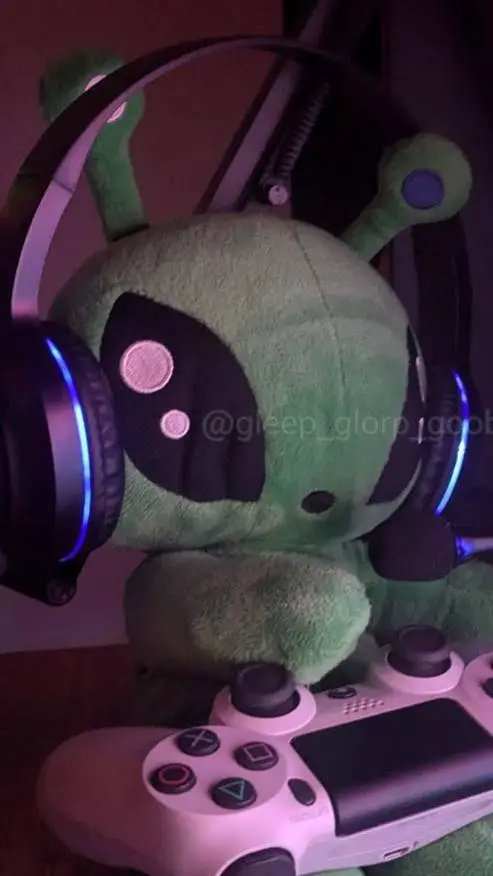 ai character: Alban  background