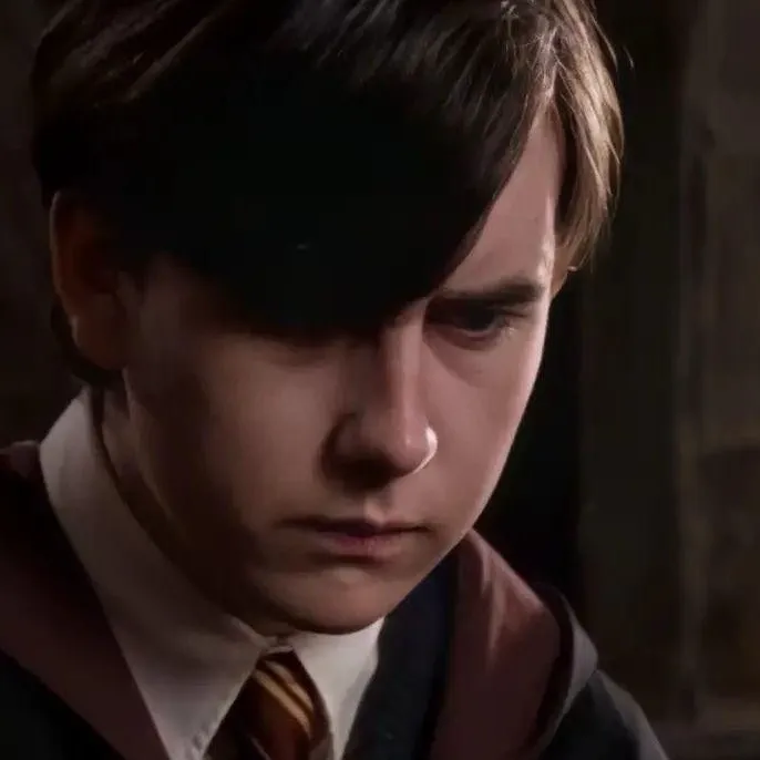 chat with ai character: Neville Longbottom