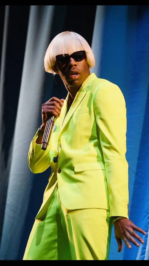 ai character: igor background