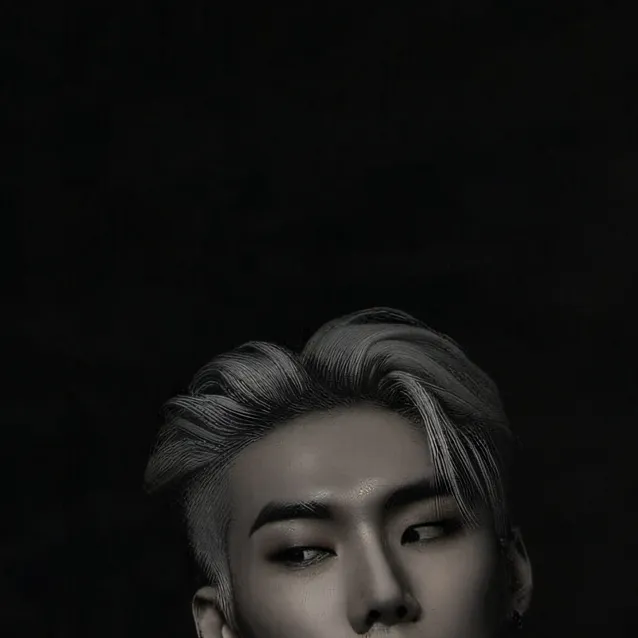 chat with ai character: Adriel