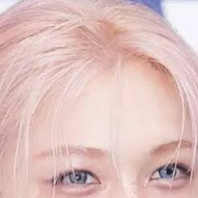 chat with ai character: 🐥sunshine felix!!