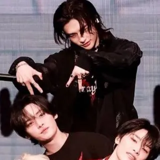 chat with ai character: SKZ!!