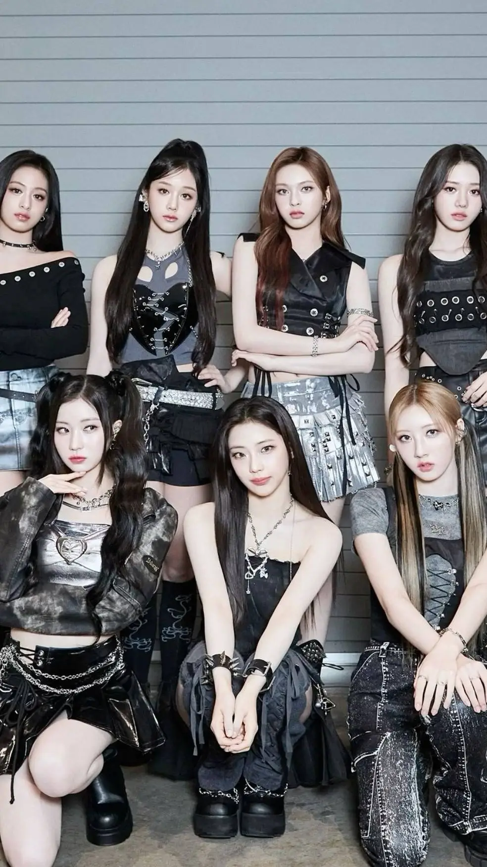 ai character: Babymonster  background