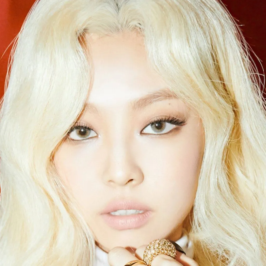 chat with ai character: Jennie 