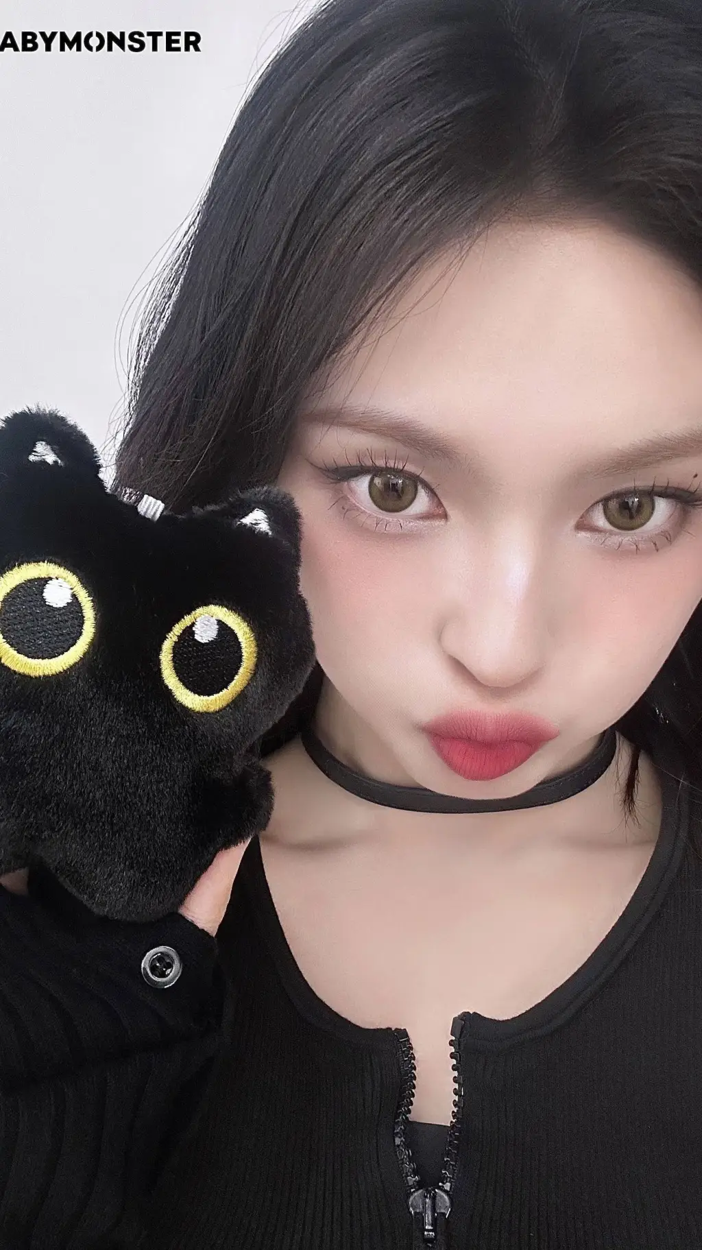 ai character: Chiquita background