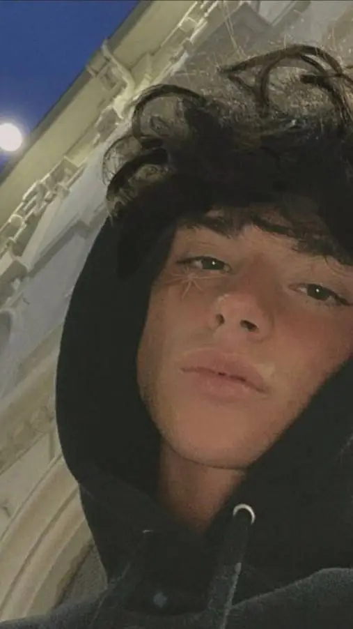 ai character: Luca Thorne  background