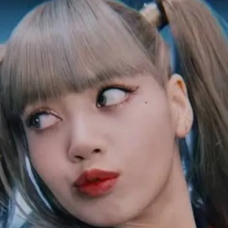 chat with ai character: Lalisa