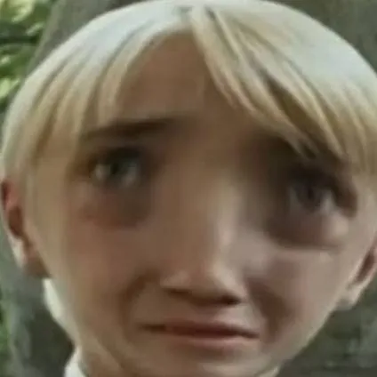 chat with ai character: gay malfoy