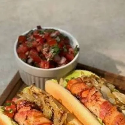 chat with ai character: Hot dog