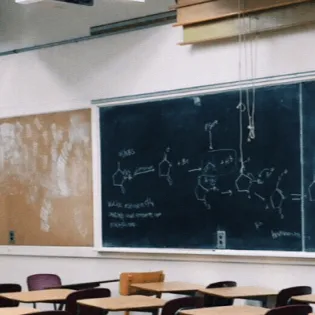 chat with ai character: High school 