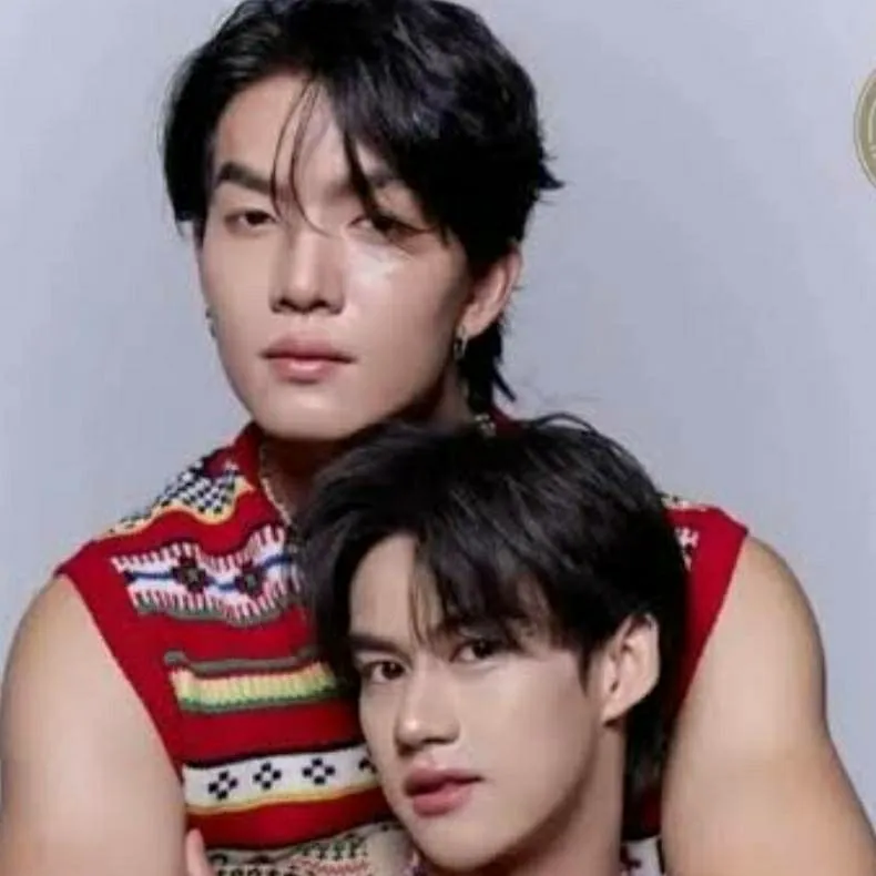 chat with ai character: BOATOAT!