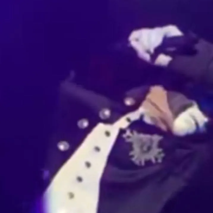 chat with ai character: GHOST DA BEST BAND