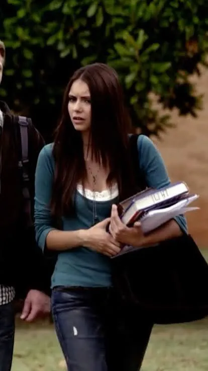ai character: elena gilbert background