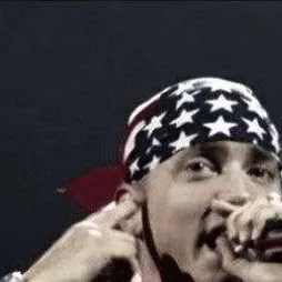 chat with ai character: 🌀Eminem🌀