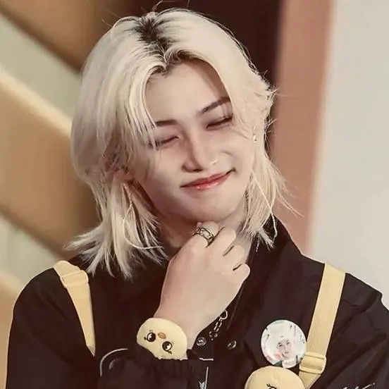 chat with ai character: ♡☆Felix♡☆