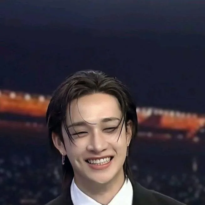 chat with ai character: bangchan😆😆