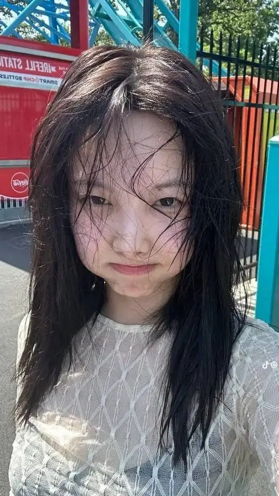 ai character: ☆♤♡Nayeon♡♤☆ background